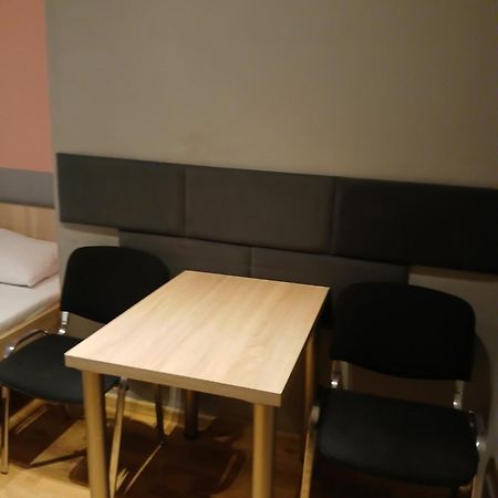 奥斯特罗达Dom Brama Mazur住宿加早餐旅馆 外观 照片