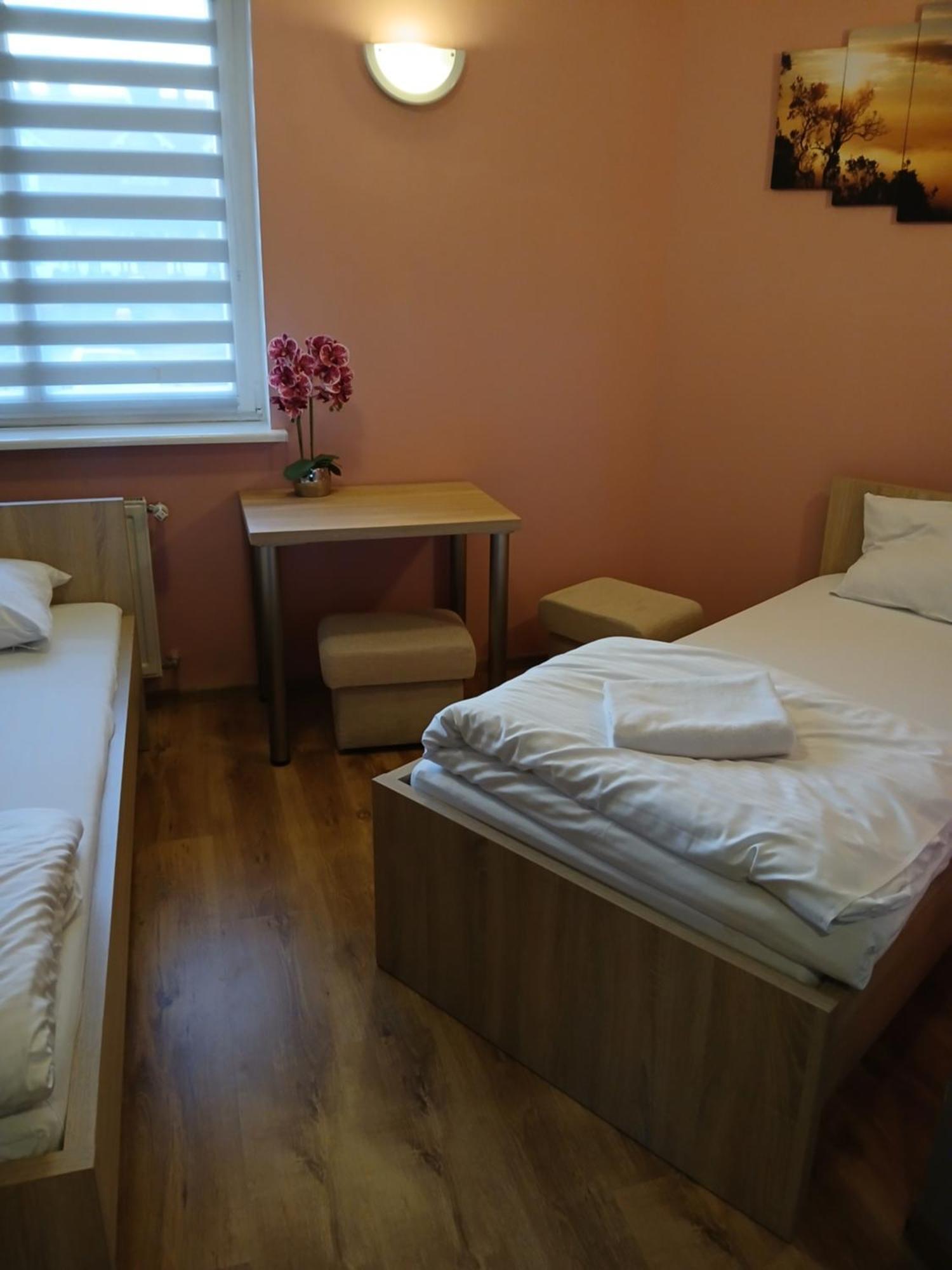 奥斯特罗达Dom Brama Mazur住宿加早餐旅馆 外观 照片